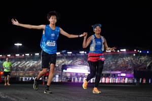 BIB: 42895
                            <button type="button" onclick="openModal(19599501)" class="btn btn-primary btn-sm float-right btn-popup" data-toggle="modal" data-target=".modal-high-quality">
                        <i class="fas fa-shopping-cart"></i> Add to Cart
                    </button>
                                            <button type="button" onclick="isThisMe(19599501, true)" class="btn btn-success btn-sm float-right btn-popup btn-isme hidden" data-toggle="tooltip" data-placement="bottom" title="นี่คือรูปของคุณใช่ไหม คลิกที่นี่เพื่อเอาเข้าอัลบั้ม">
                        <i class="fas fa-plus"></i> Add to album
                    </button>
                    <button type="button" onclick="isThisMe(19599501, false)" class="btn btn-warning btn-sm float-right btn-popup btn-isnotme hidden">
                        <i class="fas fa-ban"></i> Remove from album
                    </button>